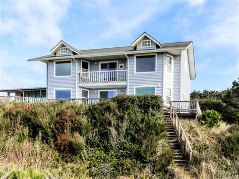 Florence oregon beach house rentals  $229 - $360 | 3BR | 1BA | Sleeps 10 | Netarts, OR | Oceanfront